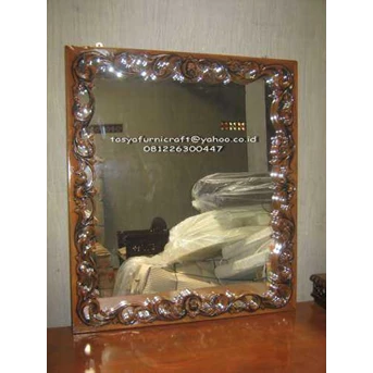 Cermin Pigura Ukir Mawar 90 x 100 cm