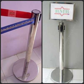 model tiang antrian stainless | tiang antrian stainless tali biru | tiang antrian tali merah | tiang pembatas antrian | pembatas antrian stainless | belt tiang antrian
