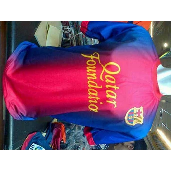 atas kaos klub