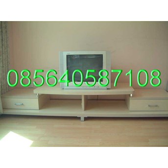 MEJA TV PUTIH