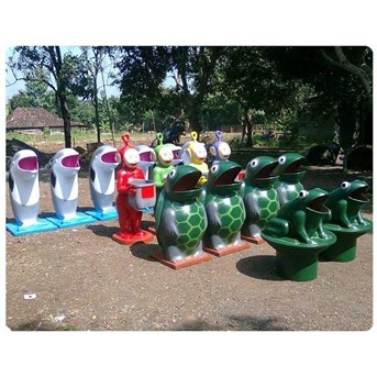 Aneka Model Tempat Sampah Fiber
