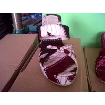Selop Batik Kombinasi Kulit Imitasi