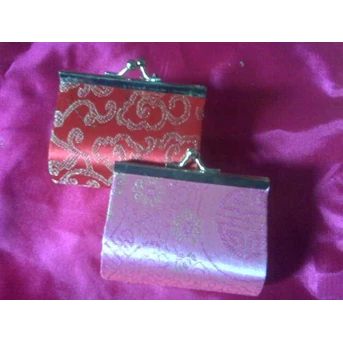 Dompet koin cina