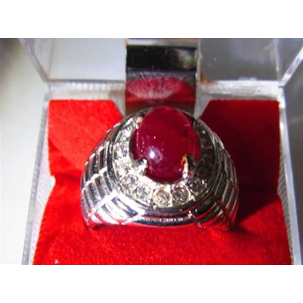 * A-1145: Natural Ruby Pigeon, Africa, 9x6.5x5mm, 61.7crt w/ ring