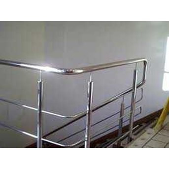 PARTISI TANGGA STAINLESS STEEL