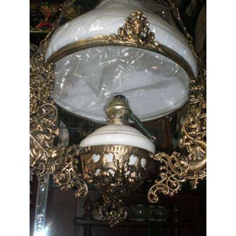 Lampu gantung antik