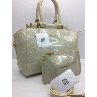 GIVENCHY - 331 ( RICE WHITE)