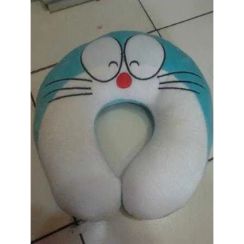 Bantal Leher Doraemon