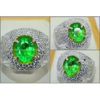 Batu Mulia Vivid Green EMERALD Colombia - EM 079