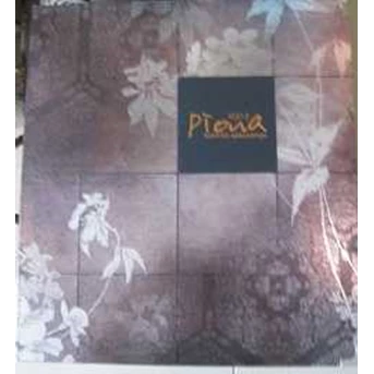 Wallpaper Piona
