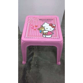 Meja plastik motif hello kitty warna merah muda merk Napolly