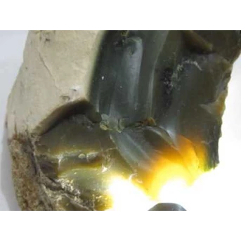 * C-8204 : Koleksi Bahan Natural Batu Garut, Tembus Cahaya, 155x130x80mm, 880 gr