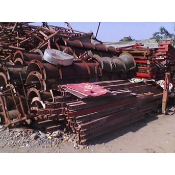 Beli Besi Ex. Kapal, Alat Berat, Rel Kereta, Pipa Scrap Tebal