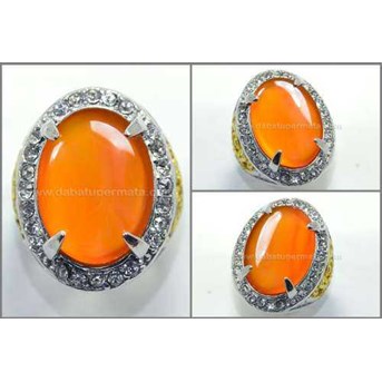 Elegant Golden Yellow Cat s Eye Reflessia Bengkulu - RCH 040