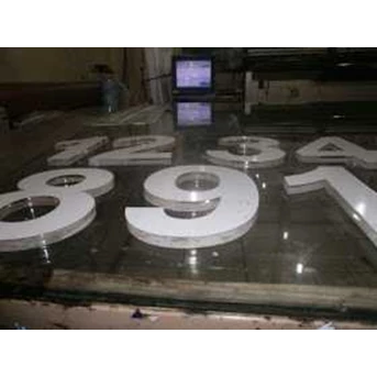 ACRYLIC CHANNEL LETTER