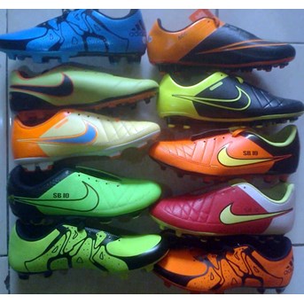 grosir sepatu bola