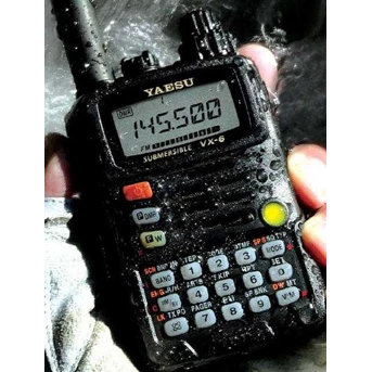 HT YAESU VX6R