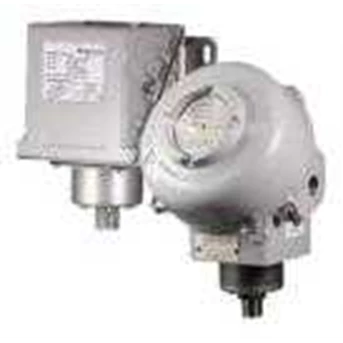 delta - control pressure switch 202