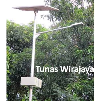 Lampu Jalan Solar Panel 50 Watt Di Jakarta Indonesia