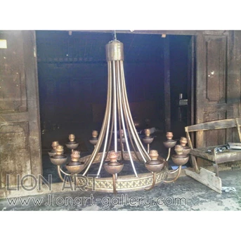 Lampu Robyong Kuningan