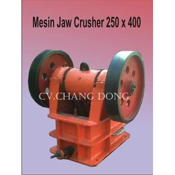 Mesin jaw Crusher 250 x 400