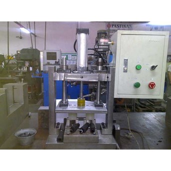 Hydraulic Mesin Pres