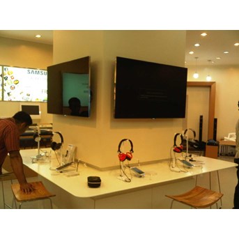 Pasang Bracket Lcd TV aksesoris tv