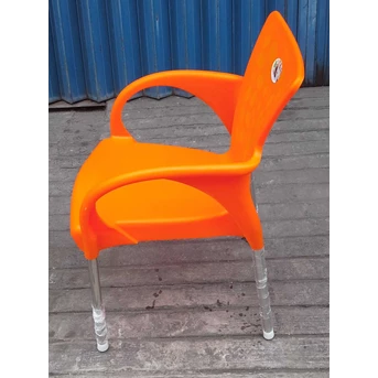 kursi plastik dengan kaki stainless neoplast warna orange-4