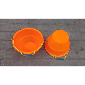 ember plastik timba 15 kuat merk sa warna oranye