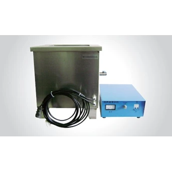 ultrasonic cleaner device