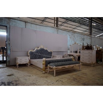 Kamar Set Klasik Modern Lotino