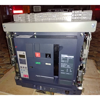 acb 3p 4000a nw40h1 drawout schneider electric-1