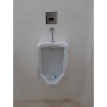 URINAL OTOMATIS/Keran Air Untuk Urinal