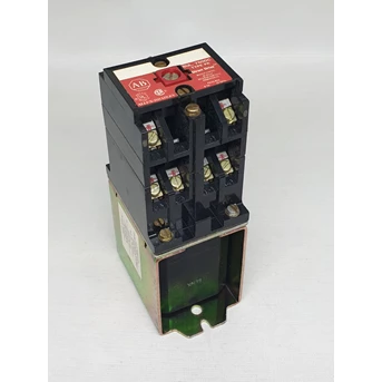 allen bradley 700dc-pk600z1 a dc relay contactor