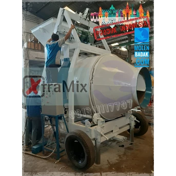 molen beton concrete mixer merk xtramix model winget-2