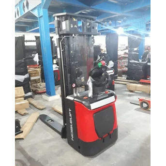 STACKER FULL ELECTRIC