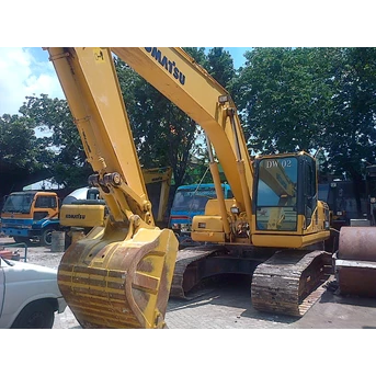 disewakan / rental excavator pc 200 - 8 samarinda-5