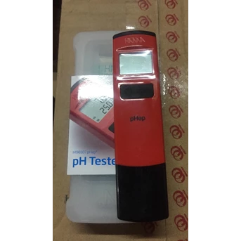 pHep Waterproof Pocket pH Tester with 0.1 pH Resolution - HI98107