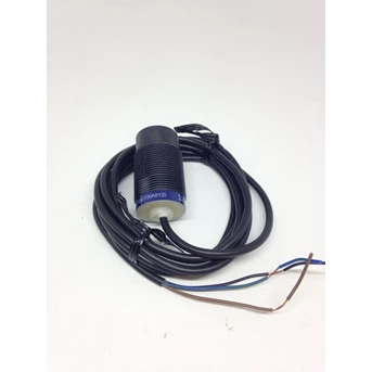 proximity switch sensor telemecanique xs4p30ab120 schneider electric-1