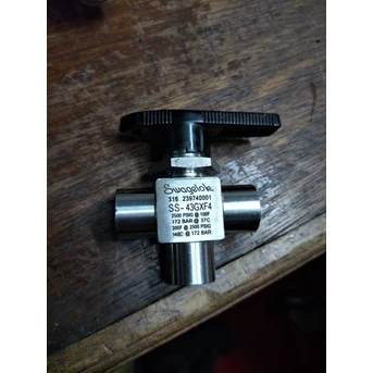 ball valve fd-lok ss-316-1