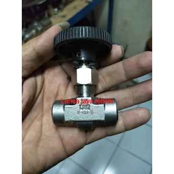 needle valve 1/4”fnpt x 1/4”fnpt,swagelok