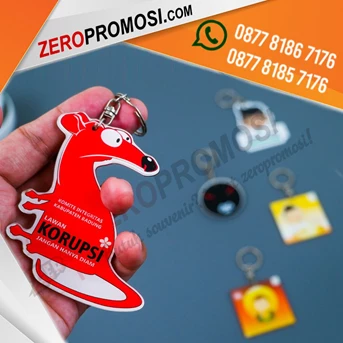 souvenir promosi gantungan kunci acrylic custom logo-1