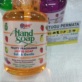 HAND SOAP / SABUN CUCI TANGAN YUKI 410ML