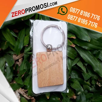 souvenir gantungan kunci kayu kotak sablon logo kode gk-k01 termurah-1