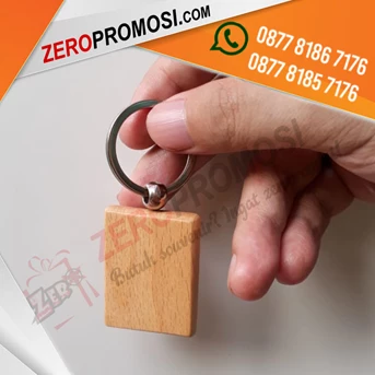 souvenir gantungan kunci kayu kotak sablon logo kode gk-k01 termurah-5