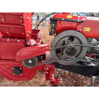 mesin panen jagung berbasis traktor roda dua mesin di depan-7