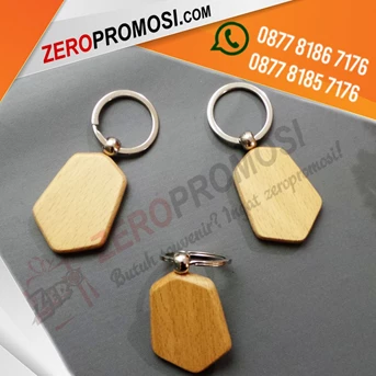 souvenir gantungan kunci kayu promosi gk-k04-7