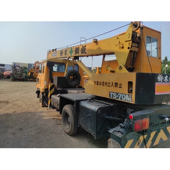 hydraulic truck crane tadano ts70m-2 kapasitas 7 ton-5