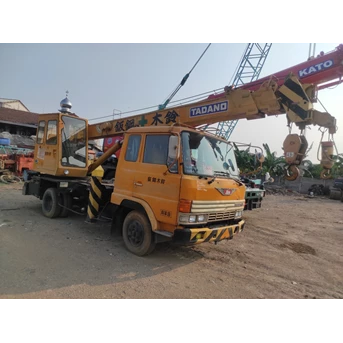hydraulic truck crane tadano ts70m-2 kapasitas 7 ton-1