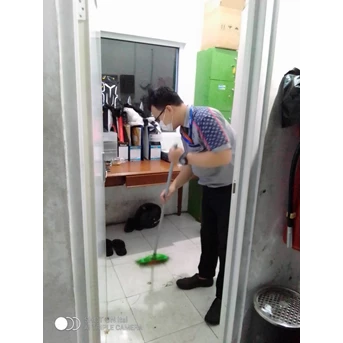 office boy/girl membersihkan ruangan security 16 04 2022